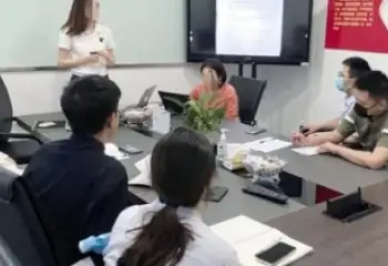 查閱和(hé / huò)分析案卷材料