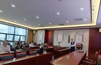 法律科技引領潮流：AI和(hé / huò)區塊鏈在(zài)律師行業的(de)應用加速