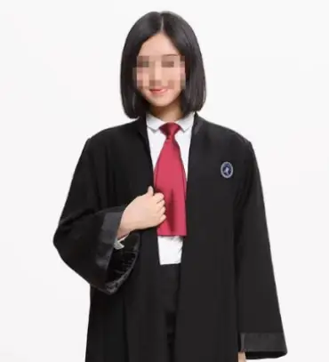 張律師