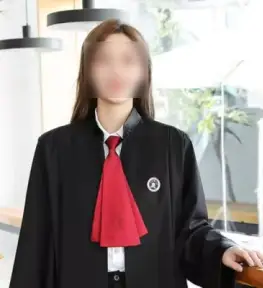 王律師