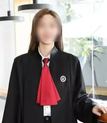 王律師