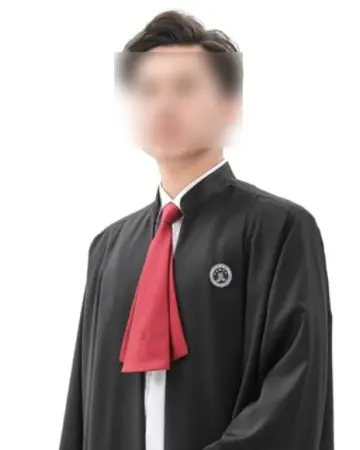 李律師