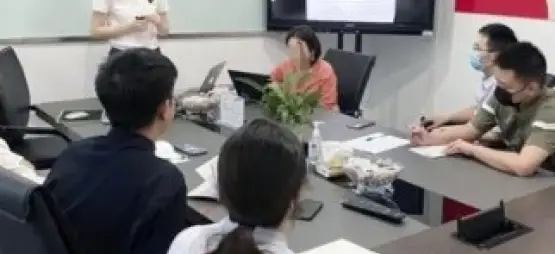查閱和(hé / huò)分析案卷材料